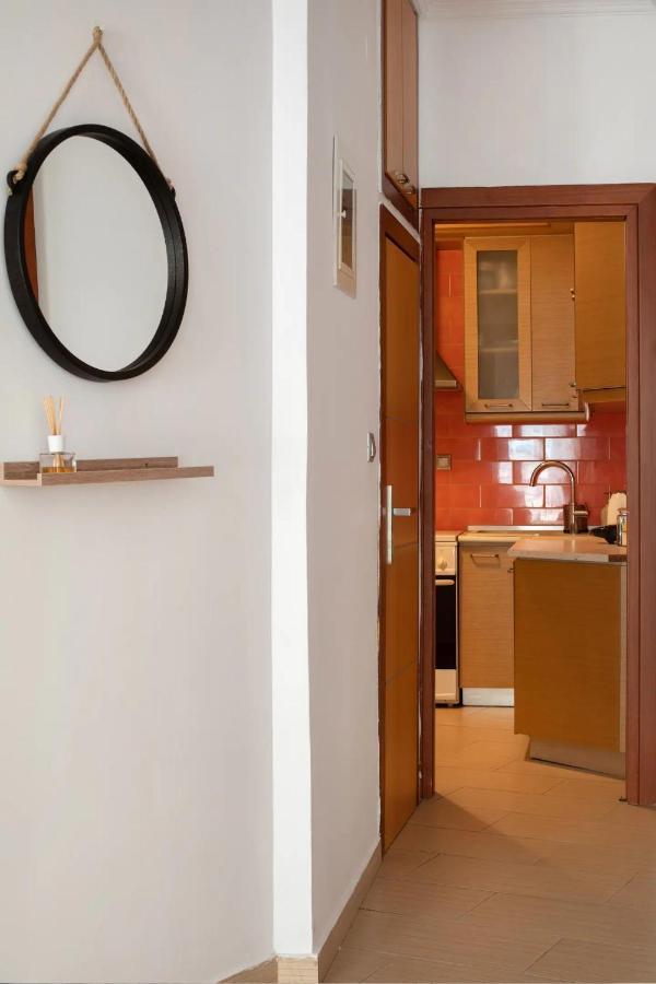 Traveler Home 85M2 Private Parking Next To Center Salonic Exterior foto